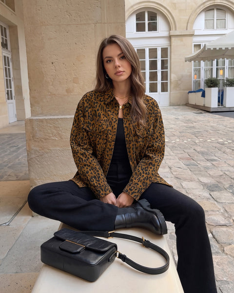 GRAPENT Women's Leopard Jean Jacket Oversized Cheetah Print Denim Shacket Non‑stretch, Leopard Print, Longline Silhouette, Button Down Denim Jackets, Flap Chest Pockets, Casual Outings, Fall Outfits